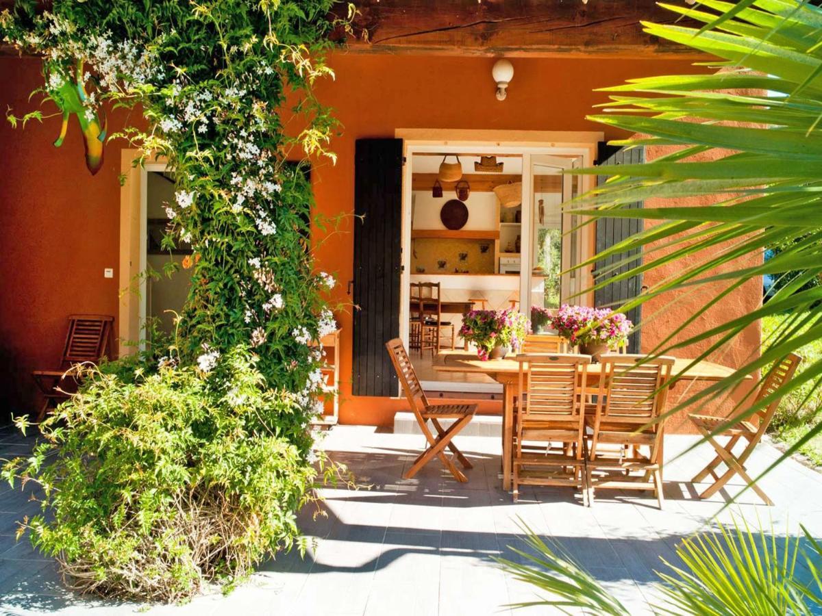 Magnificent With Private Pool Fréjus